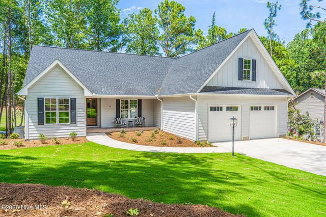 118 Berkshire Court, West End, NC 27376