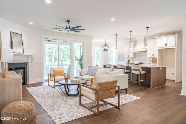 118 Berkshire Court, West End, NC 27376