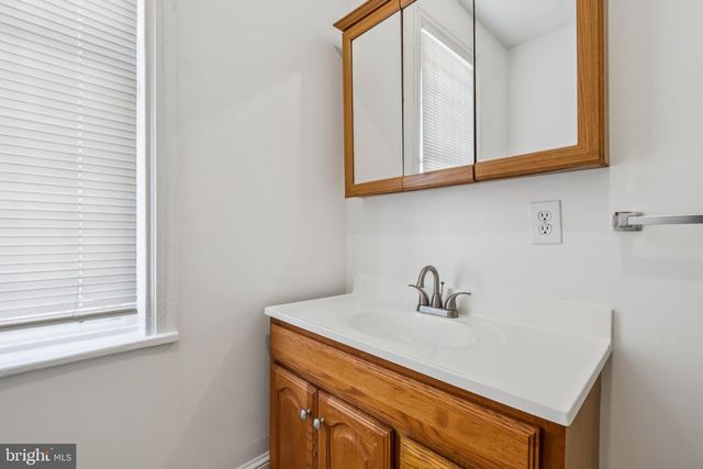 2330 N 12TH ST, Philadelphia, PA 19133