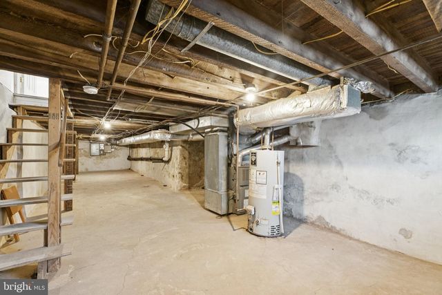 2330 N 12TH ST, Philadelphia, PA 19133