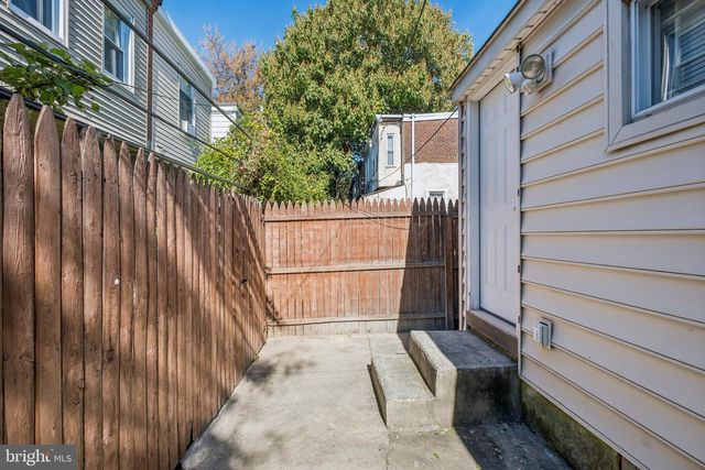 2330 N 12TH ST, Philadelphia, PA 19133