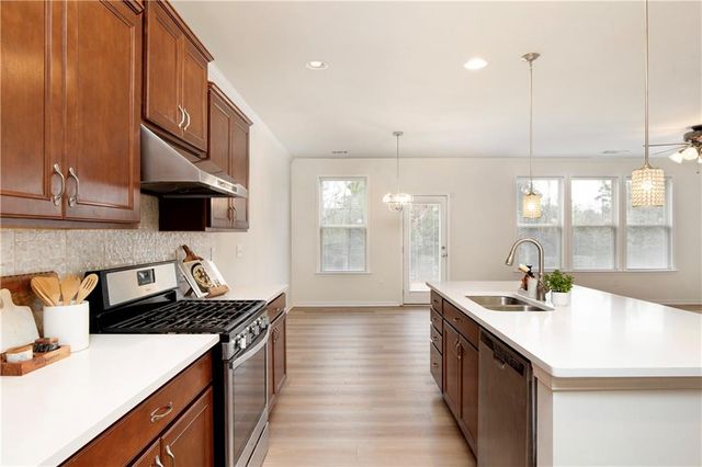 1716 Brookside Elm Drive, Duluth, GA 30097