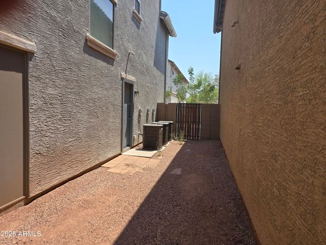 6905 S 9TH Avenue, Phoenix, AZ 85041