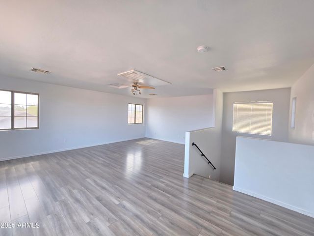 6905 S 9TH Avenue, Phoenix, AZ 85041