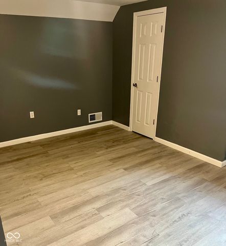 215 S Gum Street, North Vernon, IN 47265