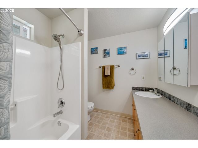 38225 Hiagua Ln N, Nehalem, OR 97131