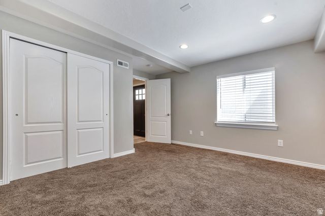 8256 S IMPERIAL OAK DR, West Jordan, UT 84081