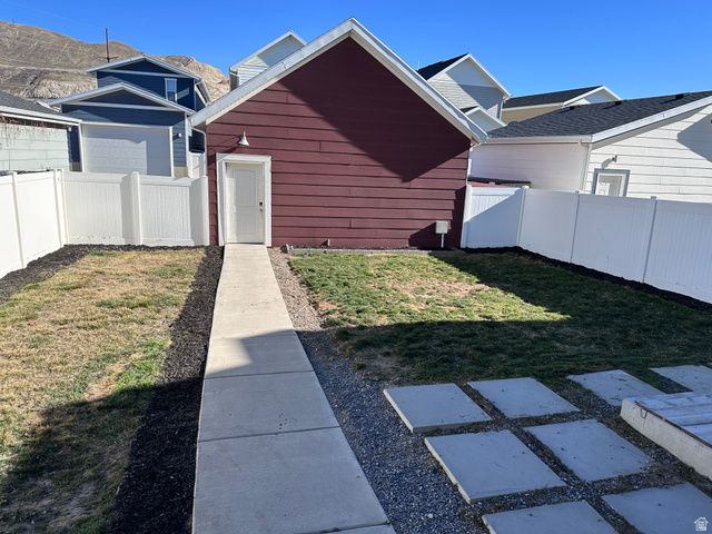 15073 S PEACE DR, Bluffdale, UT 84065