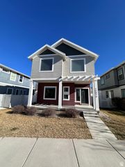 15073 S PEACE DR, Bluffdale, UT 84065