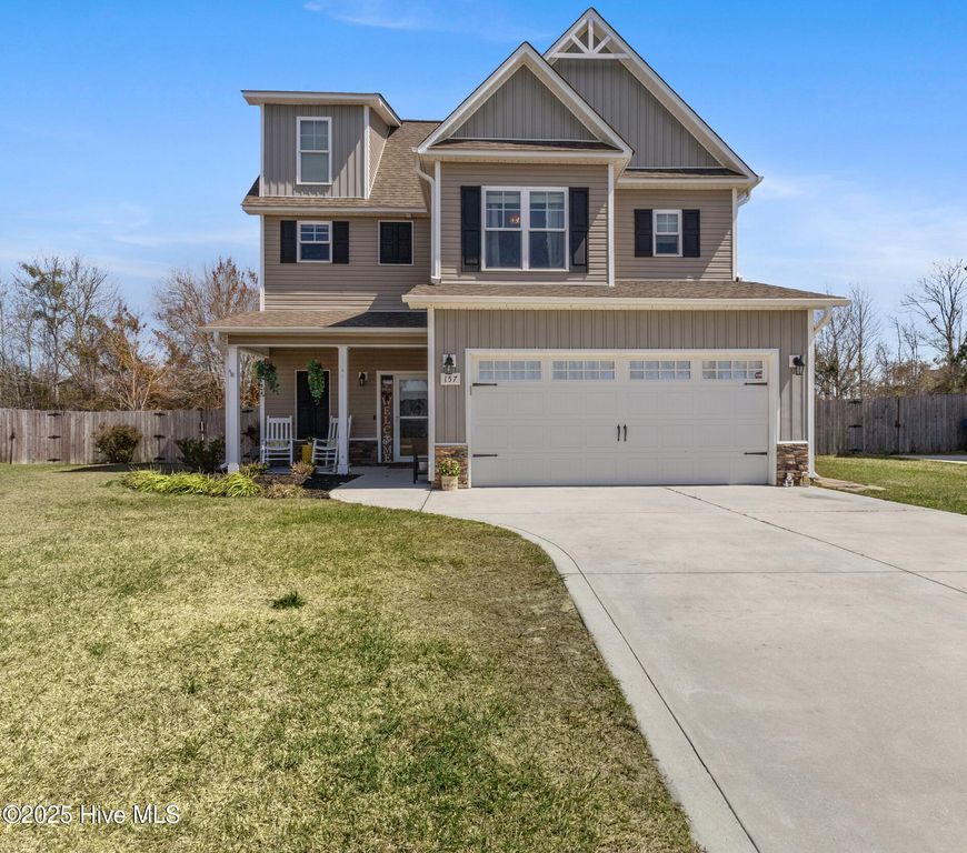 157 Bridgeport Drive, Sneads Ferry, NC 28460