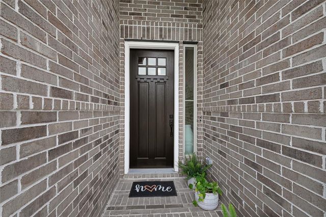 14818 Augusta Avenue, Mont Belvieu, TX 77523
