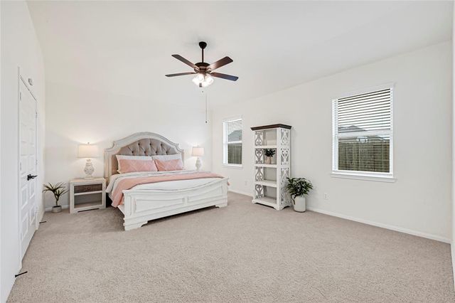 14818 Augusta Avenue, Mont Belvieu, TX 77523