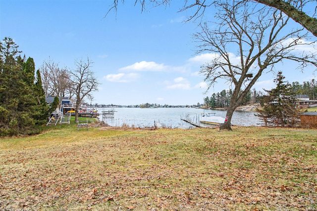 940 Leidich Street, Lake Orion, MI 48362