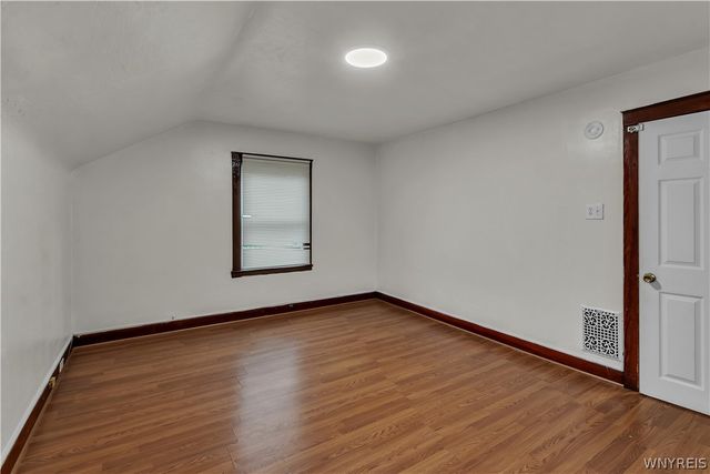466 24th Street, Niagara Falls, NY 14303