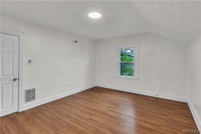 466 24th Street, Niagara Falls, NY 14303