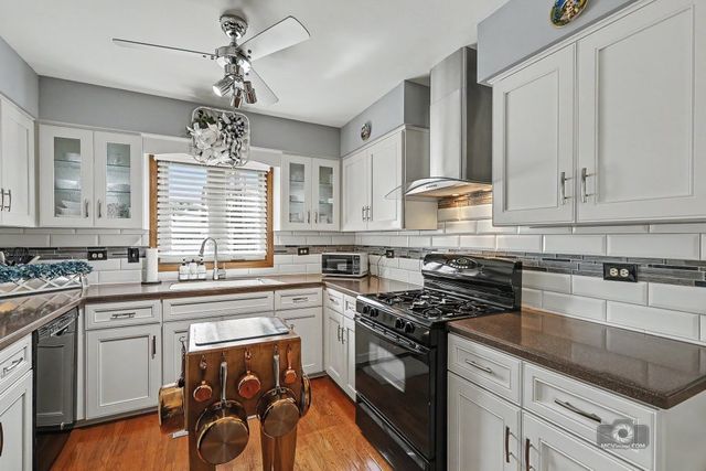 14147 Mallard Drive, Orland Park, IL 60467