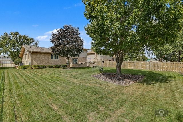 14147 Mallard Drive, Orland Park, IL 60467