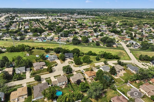 14147 Mallard Drive, Orland Park, IL 60467