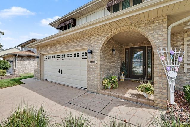 14147 Mallard Drive, Orland Park, IL 60467