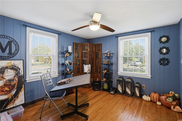 181 Long View Drive, Warwick, RI 02886