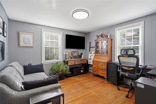 181 Long View Drive, Warwick, RI 02886