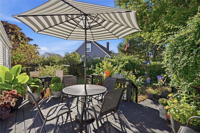 181 Long View Drive, Warwick, RI 02886
