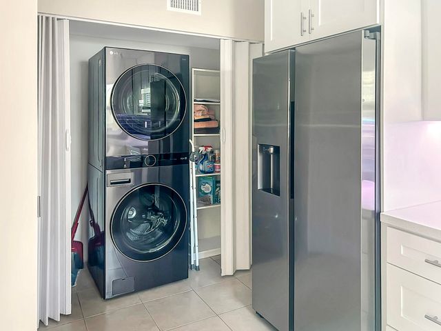 7875 Margate Boulevard 205, Margate, FL 33063