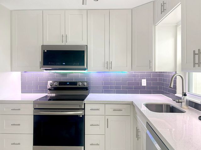 7875 Margate Boulevard 205, Margate, FL 33063