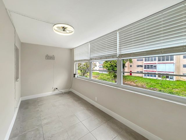 7875 Margate Boulevard 205, Margate, FL 33063