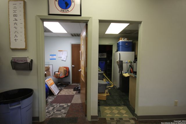 3723 West, San Antonio, TX 78213