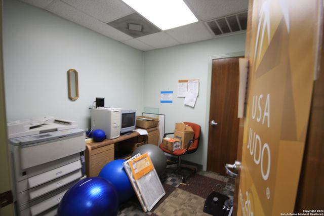 3723 West, San Antonio, TX 78213