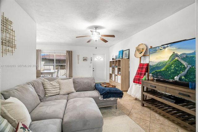 4605 SW 139th Ct 814, Miami, FL 33175