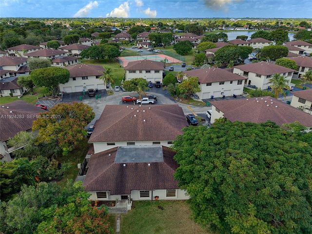 4605 SW 139th Ct 814, Miami, FL 33175