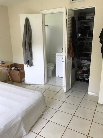 1545 NE 128th St ., North Miami, FL 33161