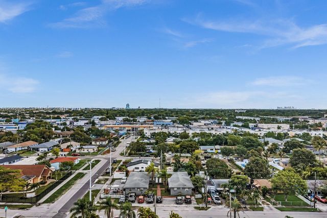 5685 Flagler St 2, Hollywood, FL 33023