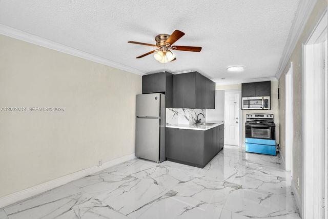 5685 Flagler St 2, Hollywood, FL 33023