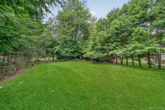 19 Randall Terrace, Middletown, NY 10940