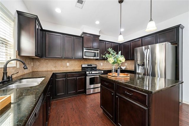 5265 Winflow Way, Suwanee, GA 30024