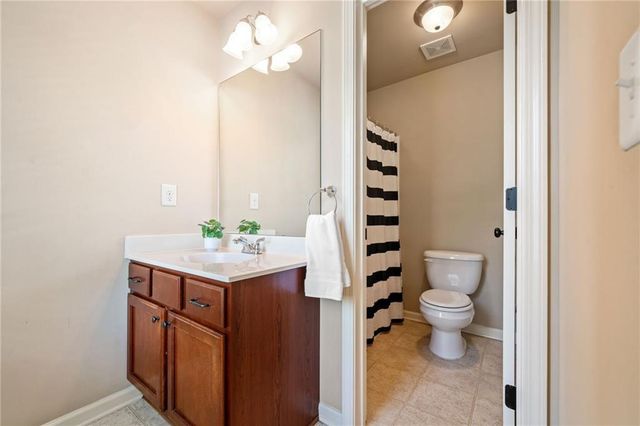 5265 Winflow Way, Suwanee, GA 30024