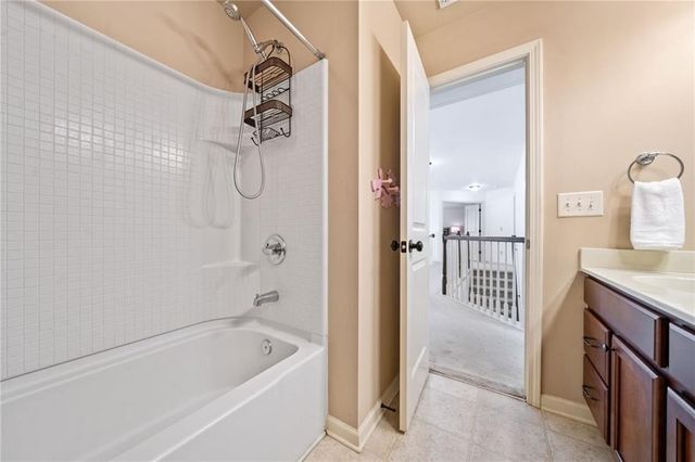 5265 Winflow Way, Suwanee, GA 30024