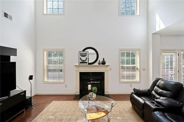 5265 Winflow Way, Suwanee, GA 30024