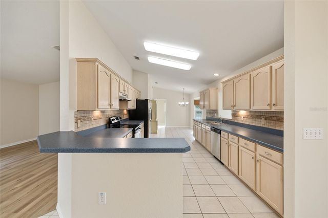 13798 SW 111TH AVENUE, Dunnellon, FL 34432