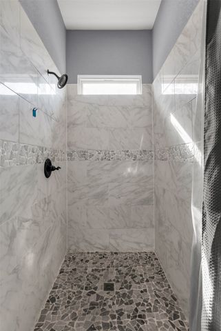 2806 Seaton Drive, Dallas, TX 75216