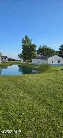 9204 Devils Hole Road, Bowling Green, OH 43402