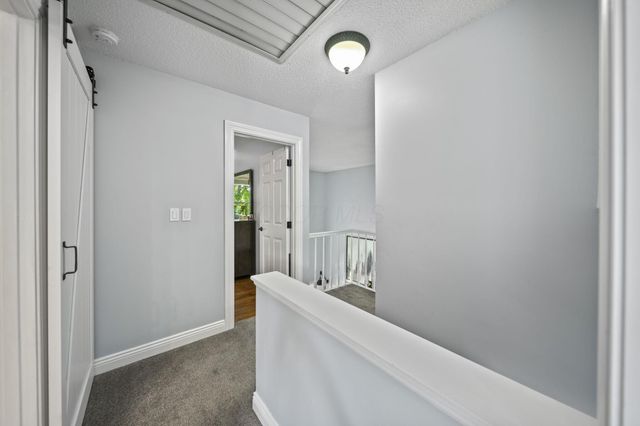 886 Thirlwall Court, Westerville, OH 43081