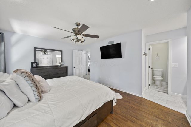 886 Thirlwall Court, Westerville, OH 43081