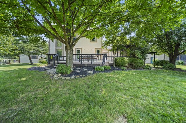 886 Thirlwall Court, Westerville, OH 43081