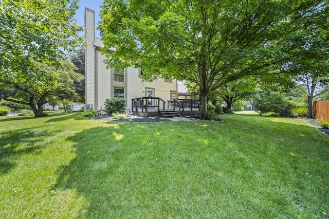 886 Thirlwall Court, Westerville, OH 43081