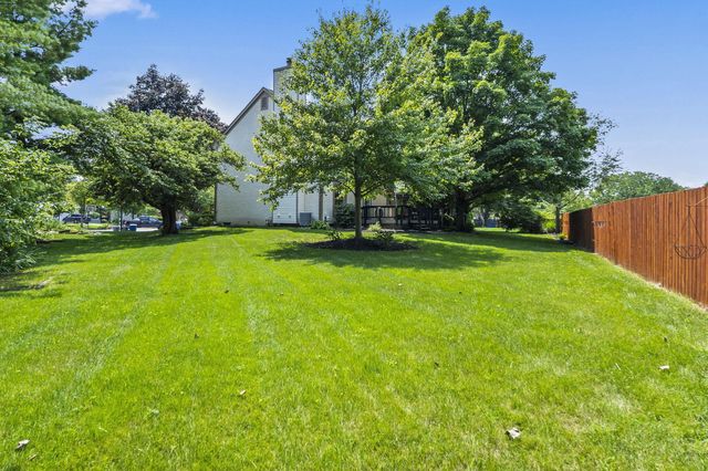 886 Thirlwall Court, Westerville, OH 43081