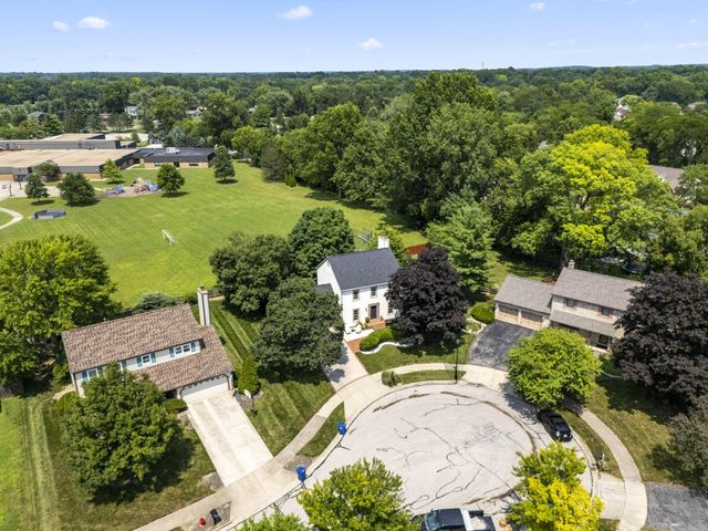 886 Thirlwall Court, Westerville, OH 43081